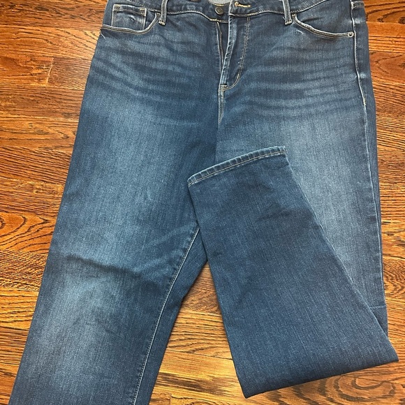 Old Navy Blue Straight Leg Jeans with Distressed Detail - Picture 2 of 6